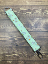 Load image into Gallery viewer, Daisy Days ~ Key Fob