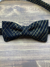 Load image into Gallery viewer, Golden Shine ~ Elastic Headband Hair Bow