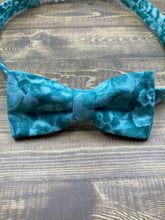 Load image into Gallery viewer, Tossed in Blue ~ Elastic Headband Hair Bow