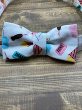 Load image into Gallery viewer, Dayz at the Movies ~ Elastic Headband Hair Bow