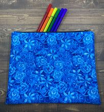 Load image into Gallery viewer, Blue Blue Blue! ~ Zipper Bag
